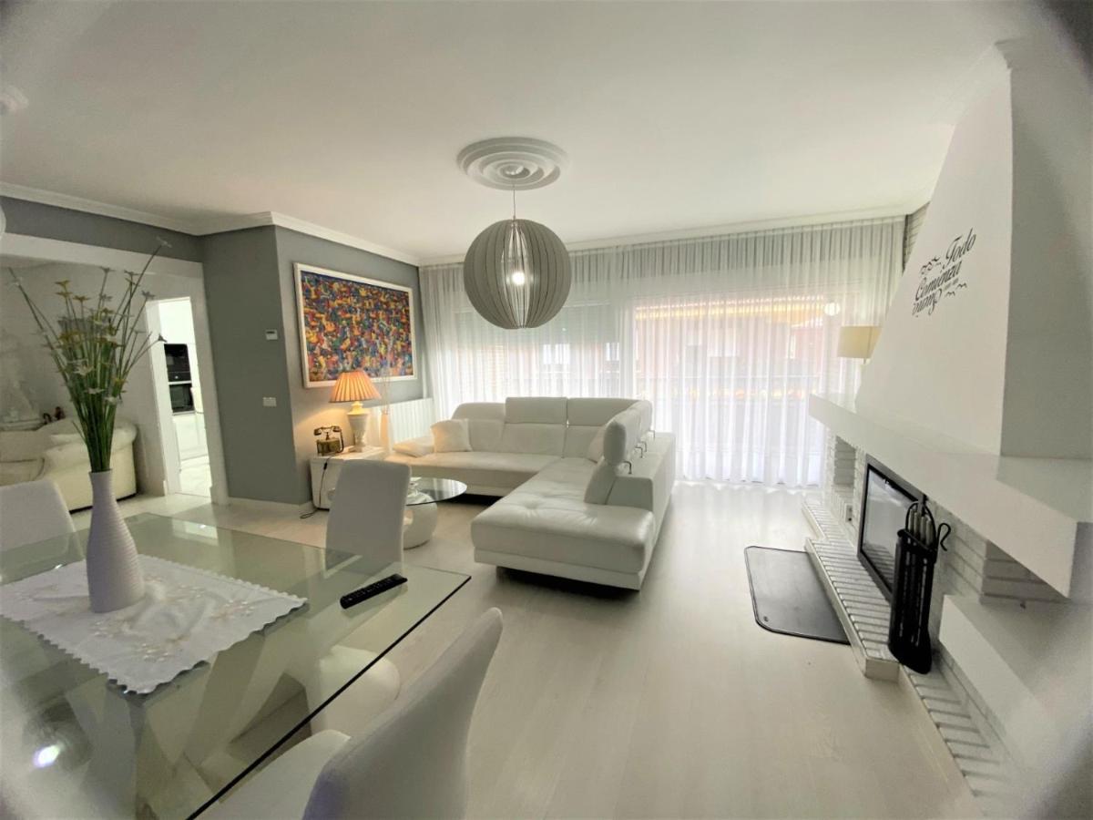 Atico Lujo Llanes Apartamento Exterior foto